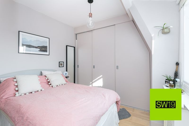 Property photo 3 of 10 Photo 11