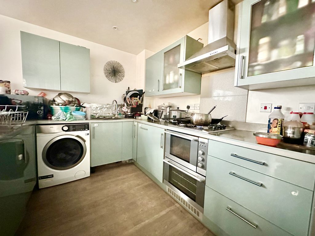 Property photo 3 of 7