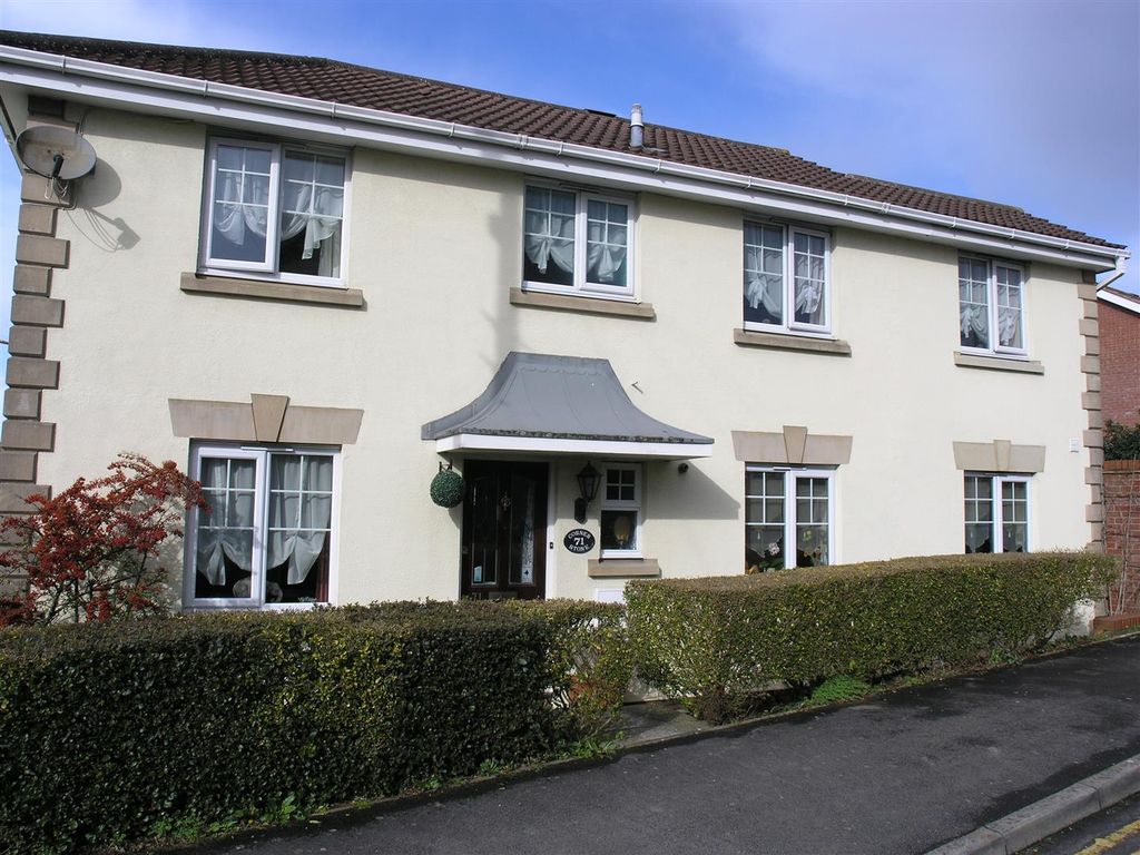 Property photo 1 of 21