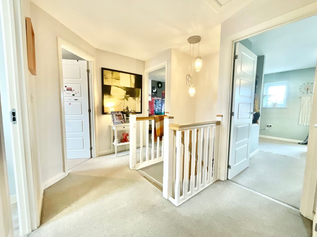 Property photo 3 of 24