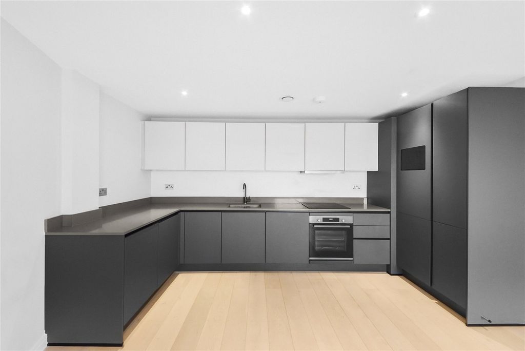 Property photo 2 of 7 Picture No. 09