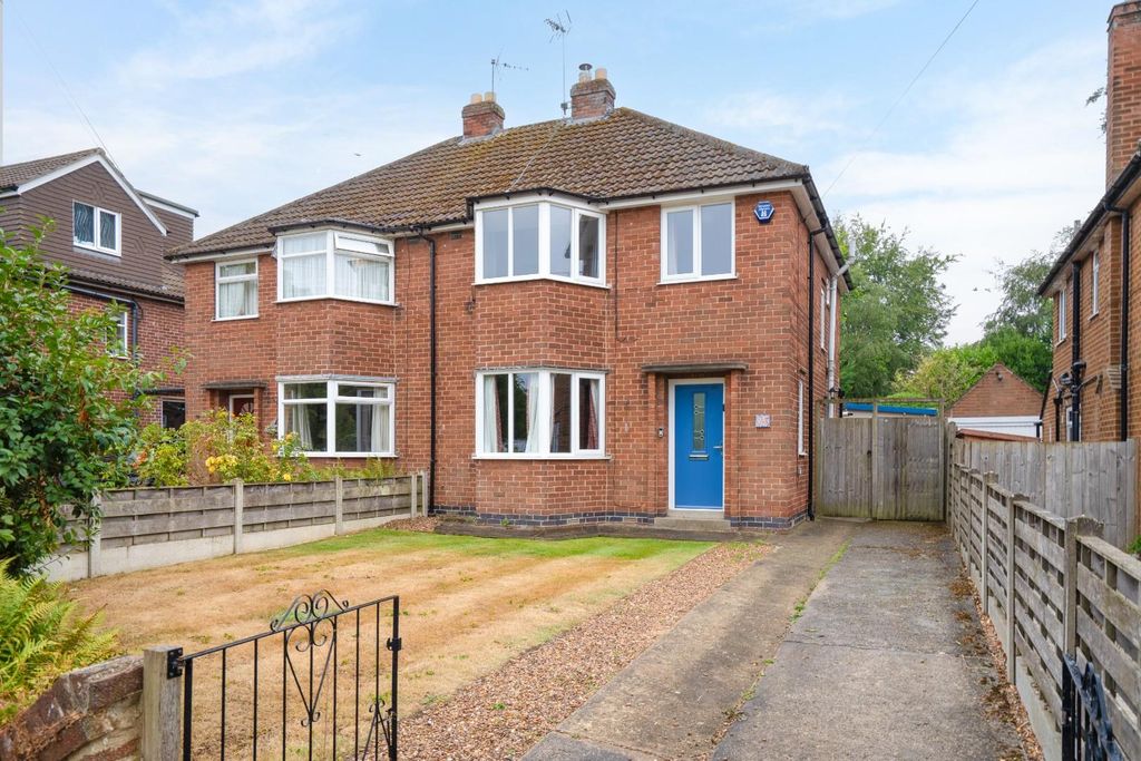 Property photo 1 of 16 External