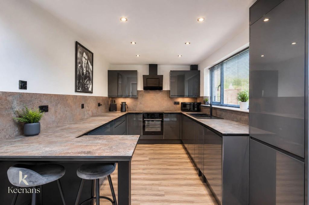Property photo 2 of 42 2.Jpg