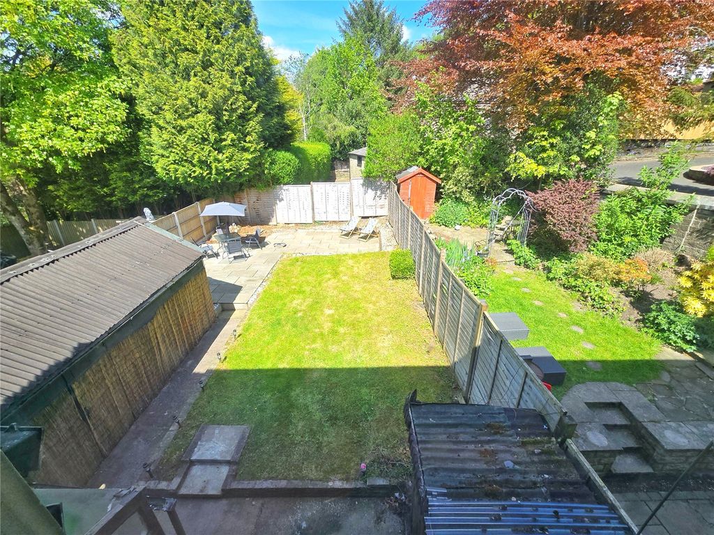 Property photo 2 of 22 Rear Gardens