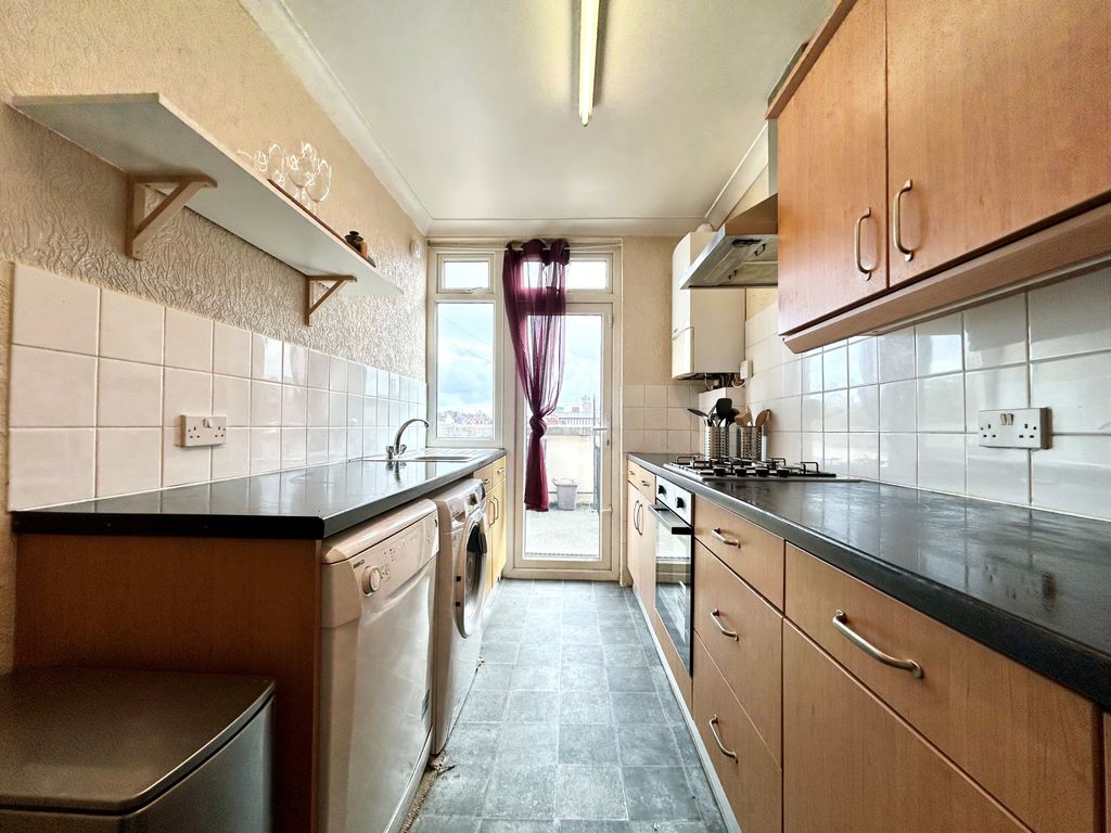 Property photo 2 of 11 View