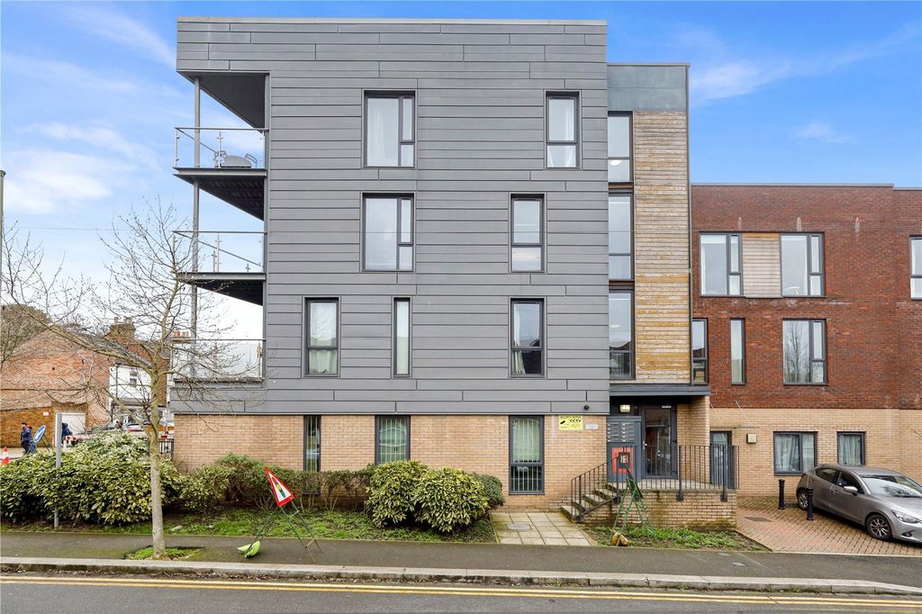 Property photo 1 of 18 Picture No. 01