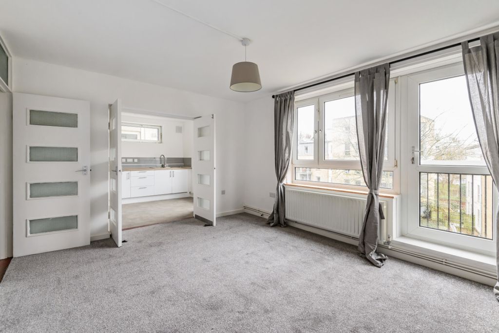 Property photo 1 of 7 814138 (2)