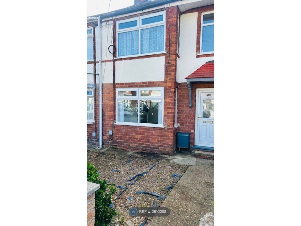 Property photo 2 of 17