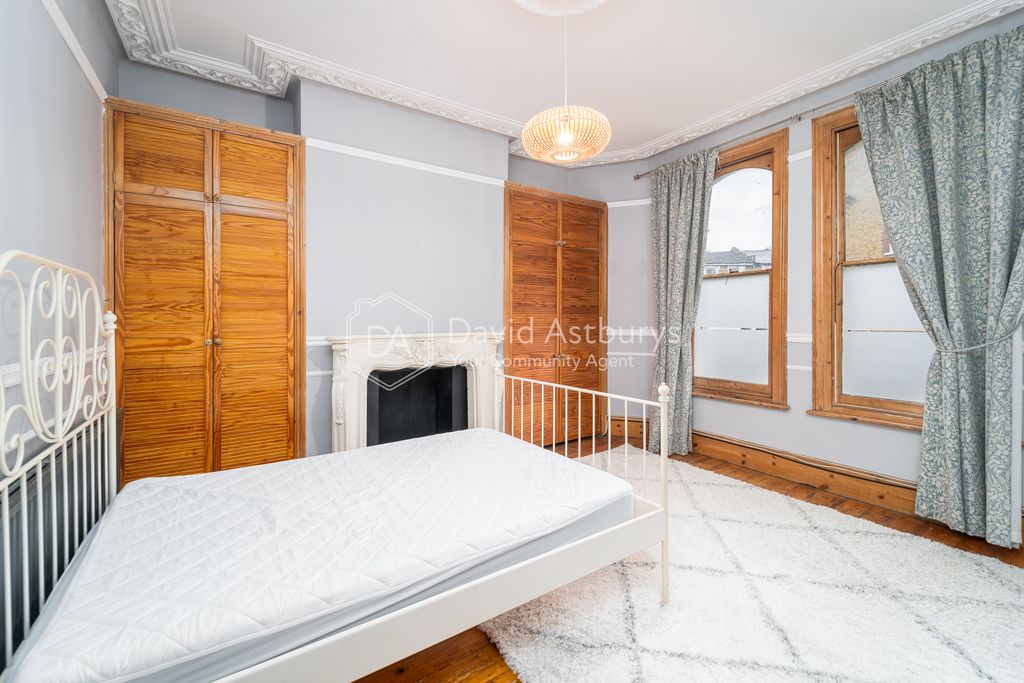 Property photo 3 of 10 Ndb02388-Edit