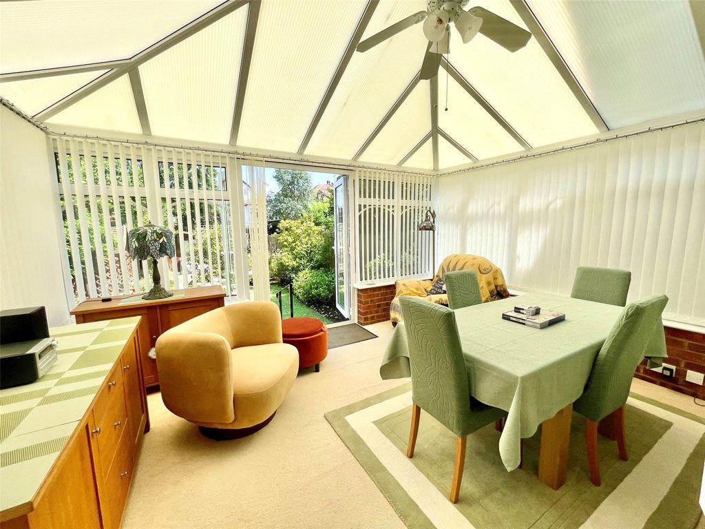 Property photo 2 of 17 Picture No. 08