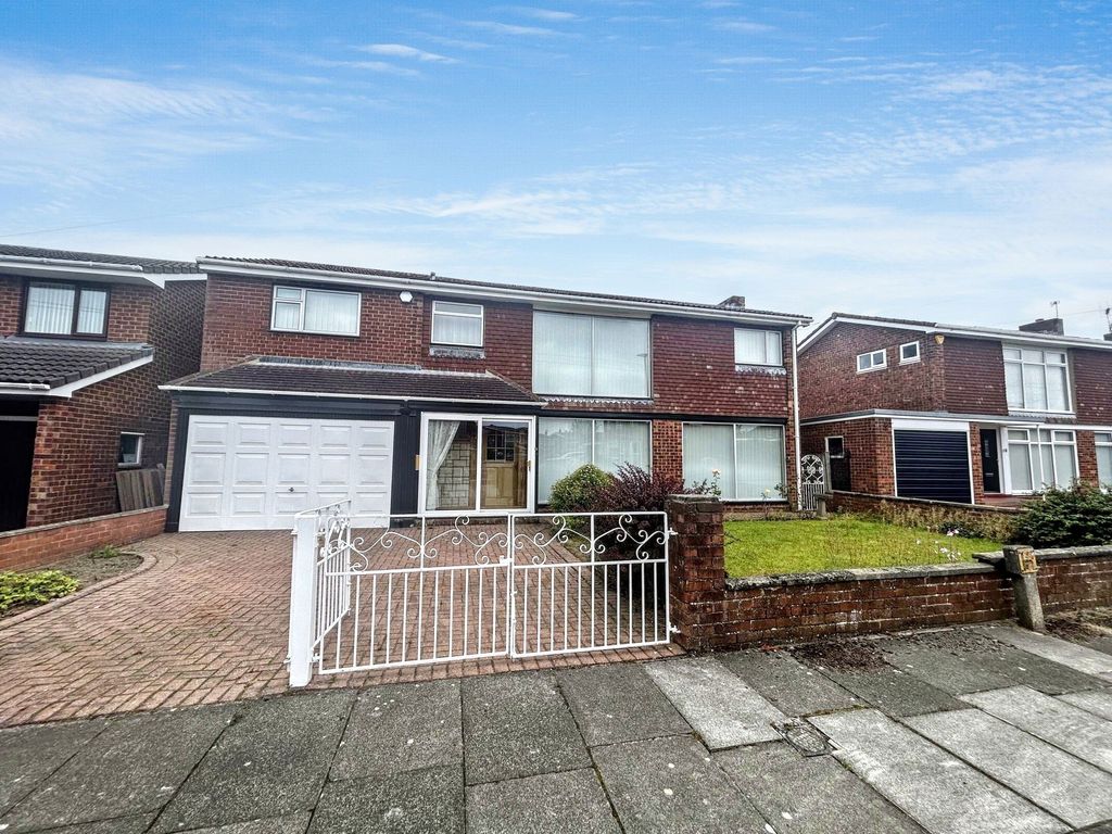Property photo 1 of 17