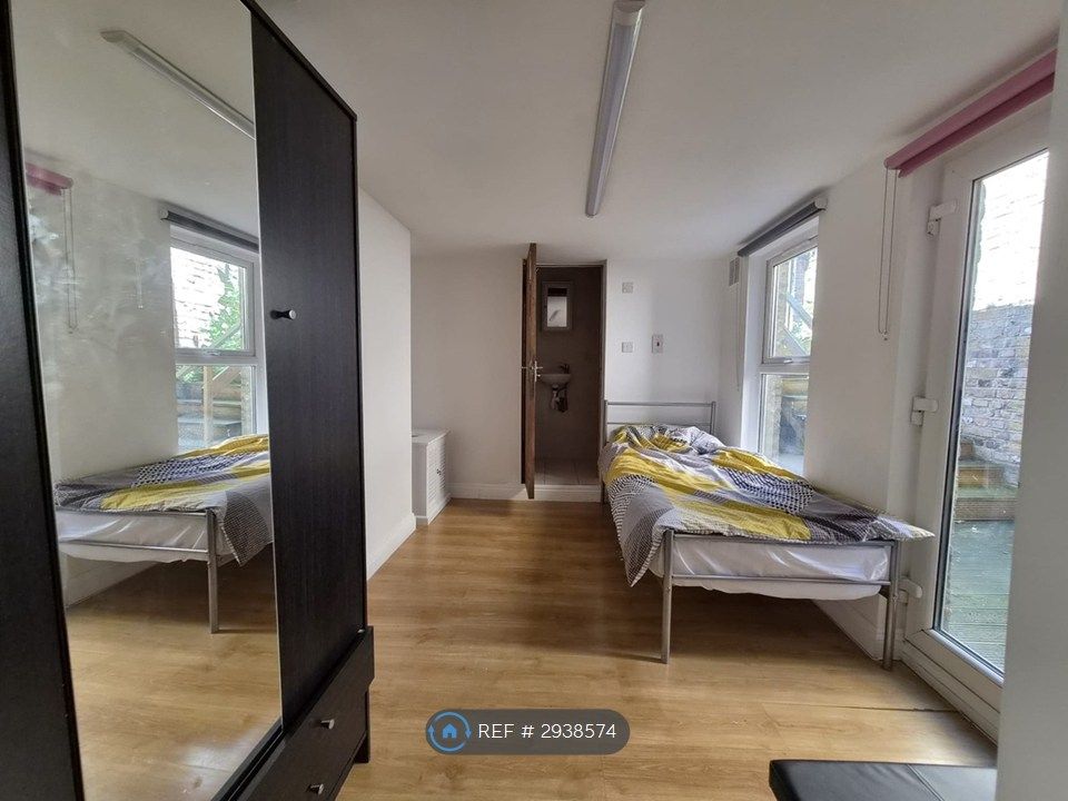 Property photo 2 of 2