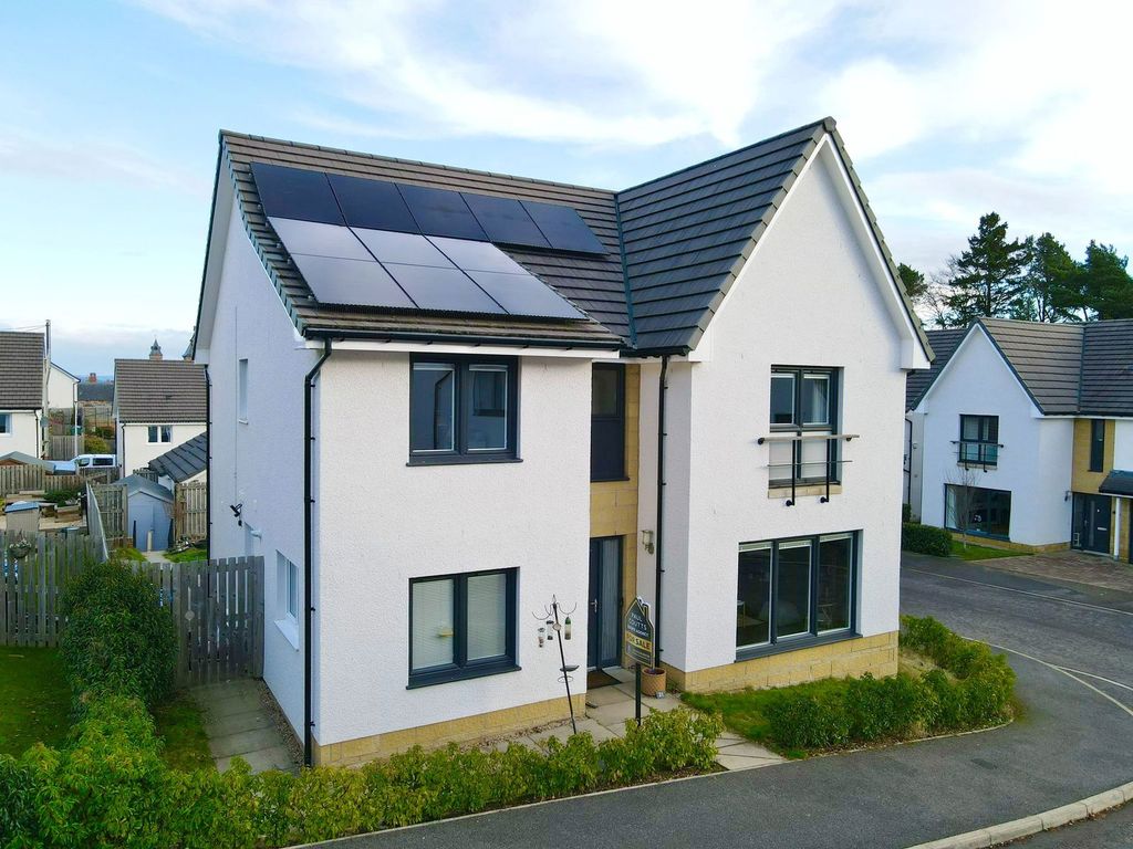 Property photo 1 of 33