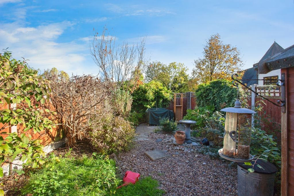 Property photo 3 of 17 Photo