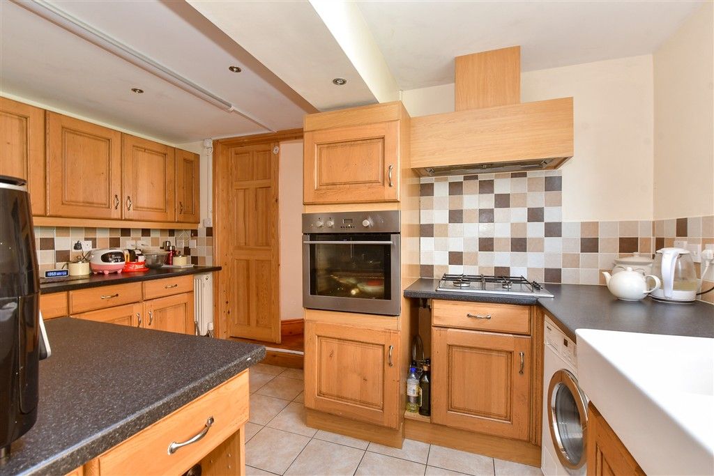 Property photo 3 of 15 Kitchen