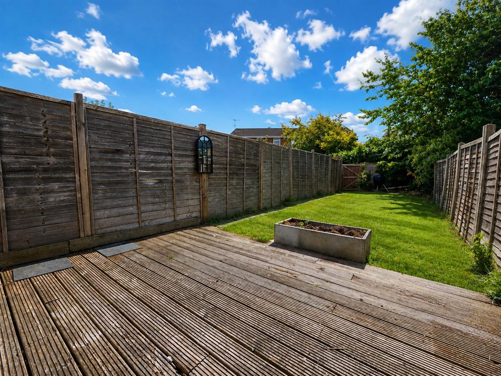 Property photo 3 of 11