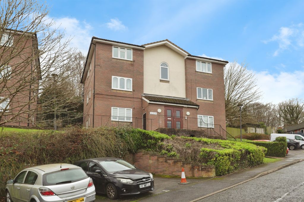 Property photo 1 of 7
