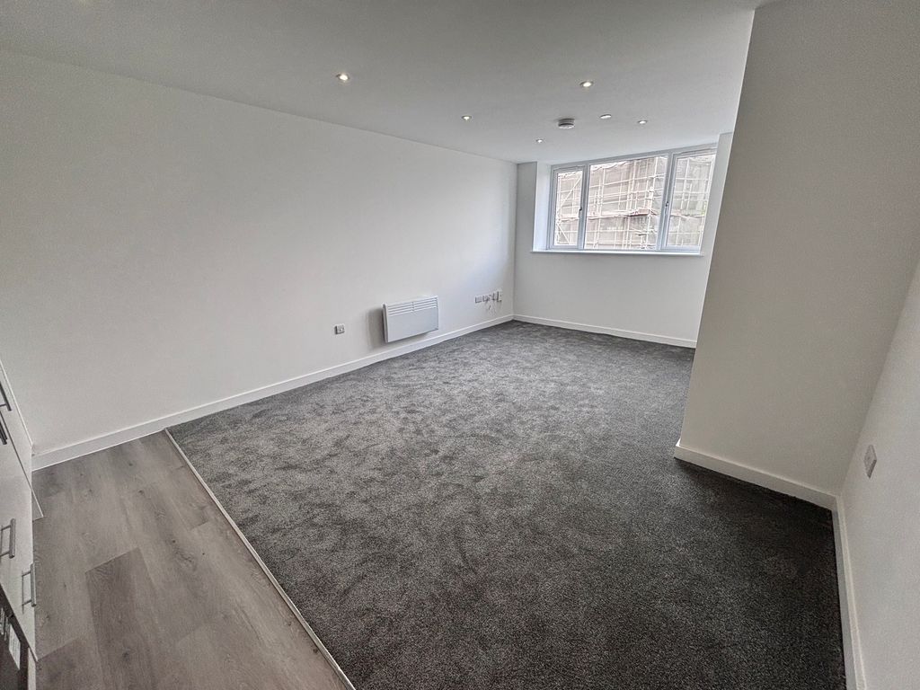 Property photo 3 of 8 Living Room