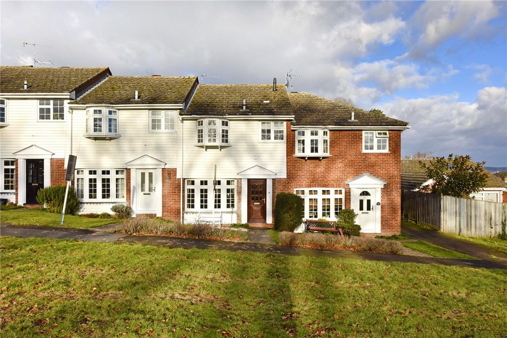 Property photo 1 of 8 External