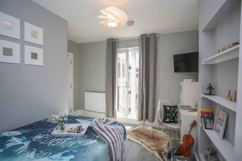 Property photo 1 of 17 3182730