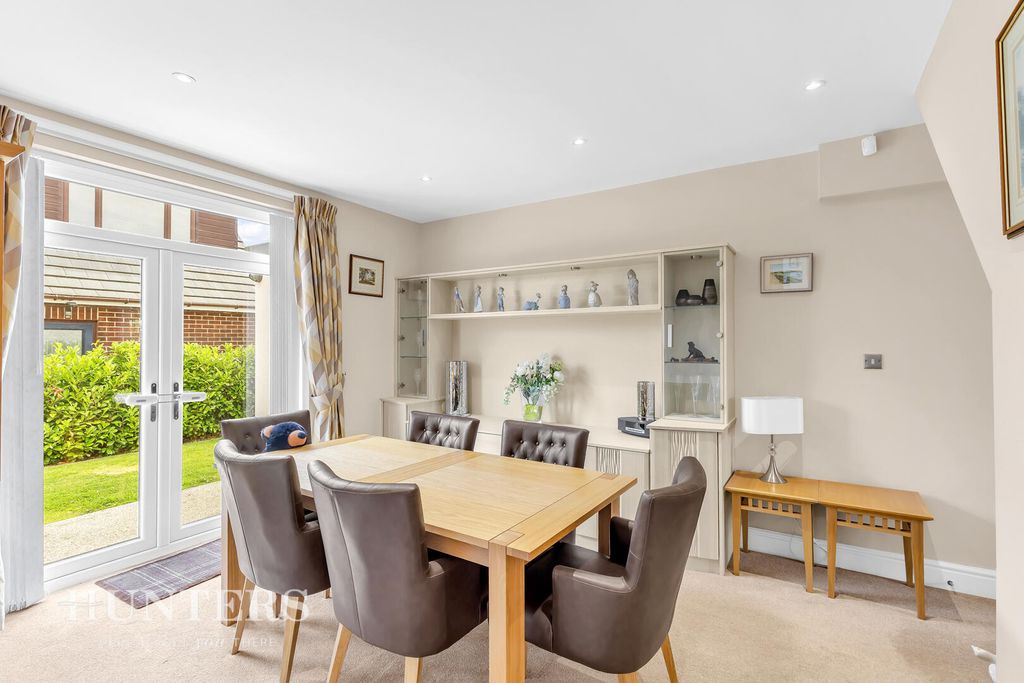 Property photo 3 of 32 Dining Room