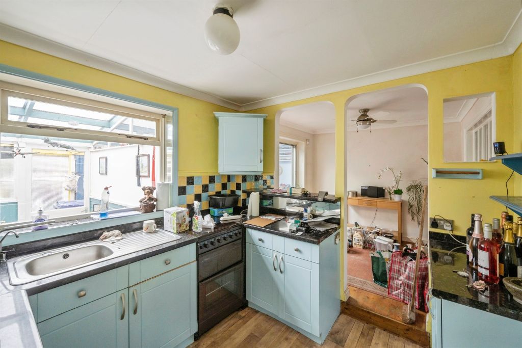 Property photo 3 of 16