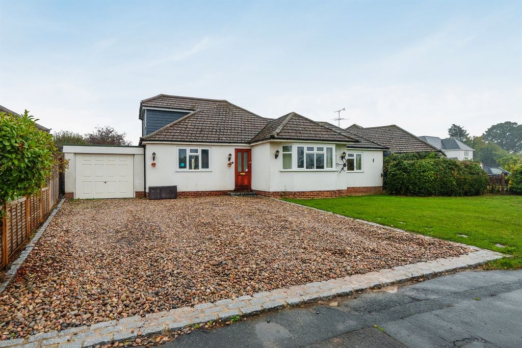 Property photo 1 of 12