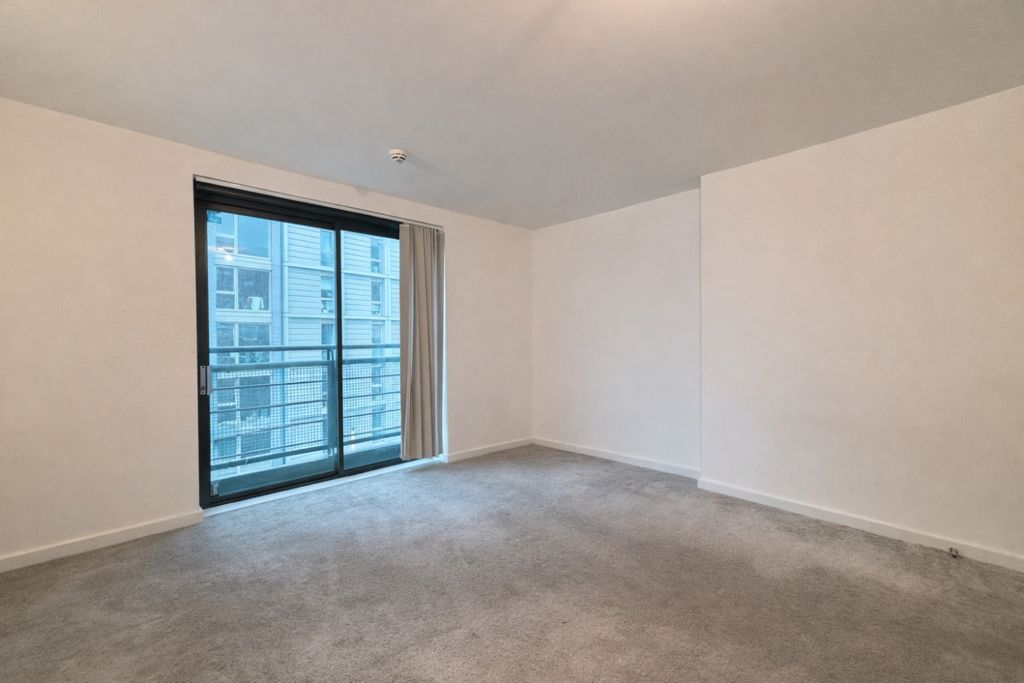 Property photo 1 of 11 1E431202-B082-4563-9c1c-65Cf8Cf6d676