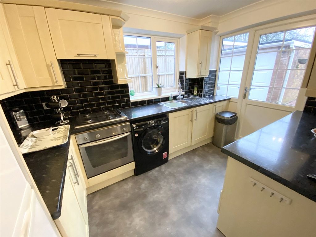 Property photo 3 of 18 Picture No. 05