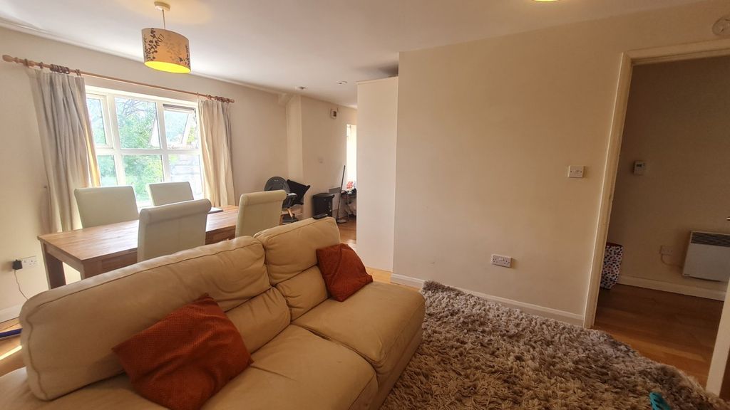 Property photo 3 of 12 Picture No. 09