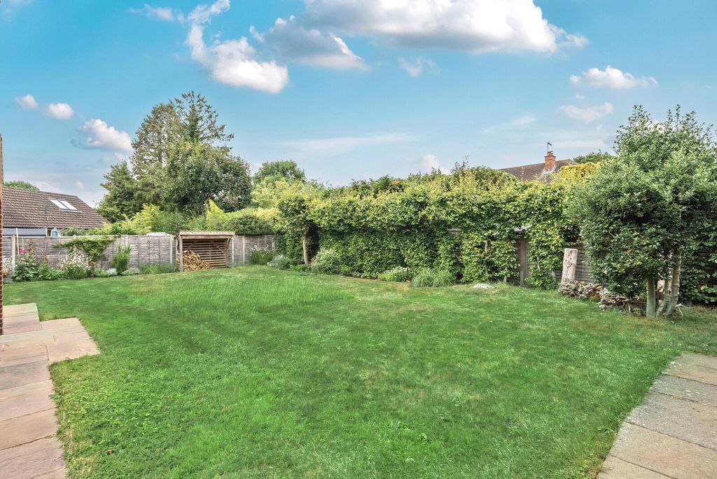 Property photo 3 of 21 Garden