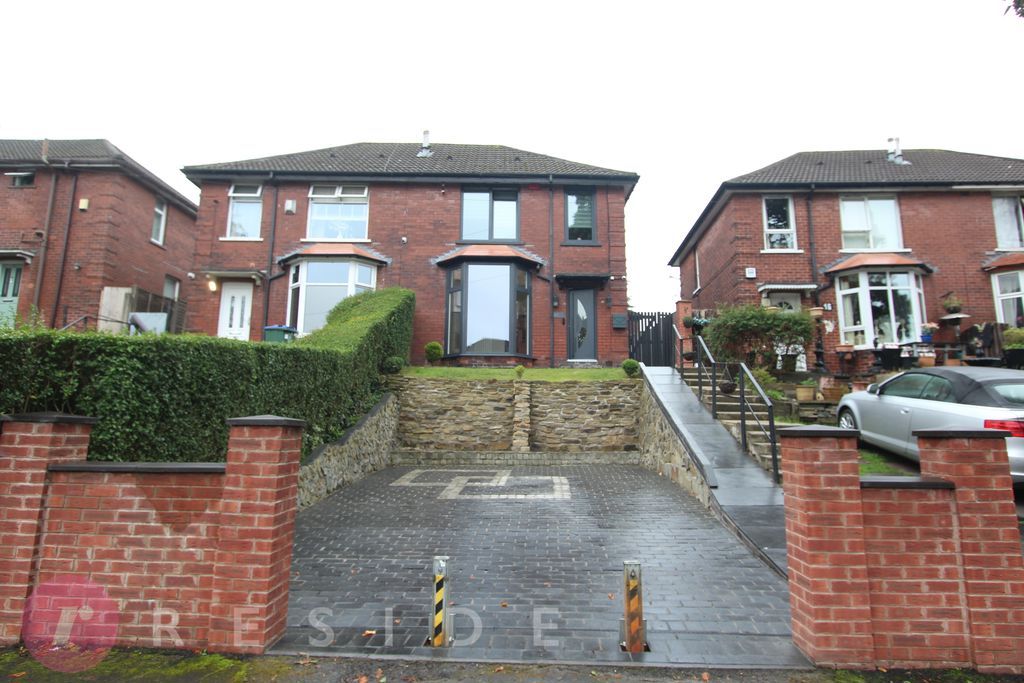 Property photo 1 of 14 House