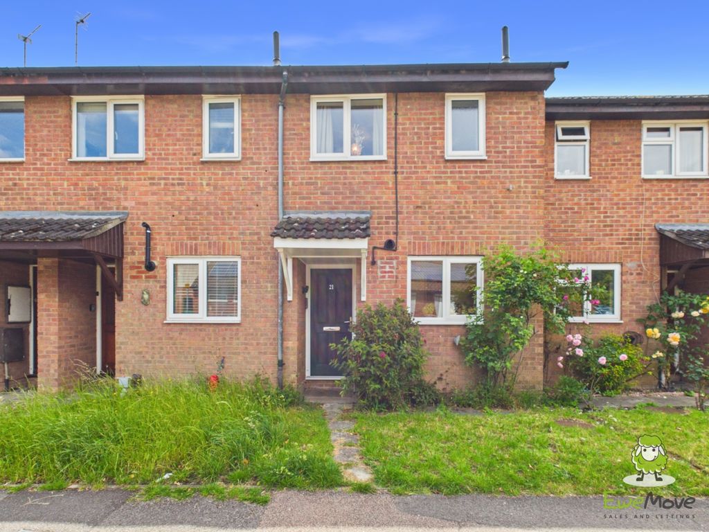 Property photo 1 of 12 Ewemove Estate Agents Basingstoke - Brookvale Clos