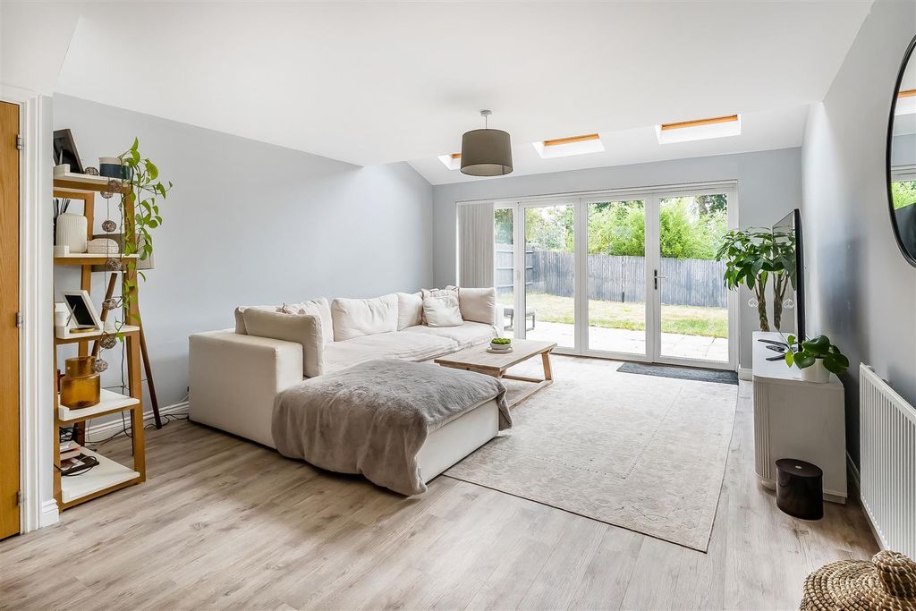Property photo 2 of 26 17-Fairviews-12.Jpg