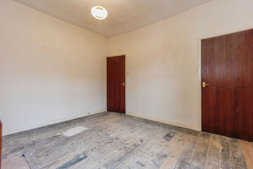 Property photo 2 of 18 Pbox-Img.Jpg