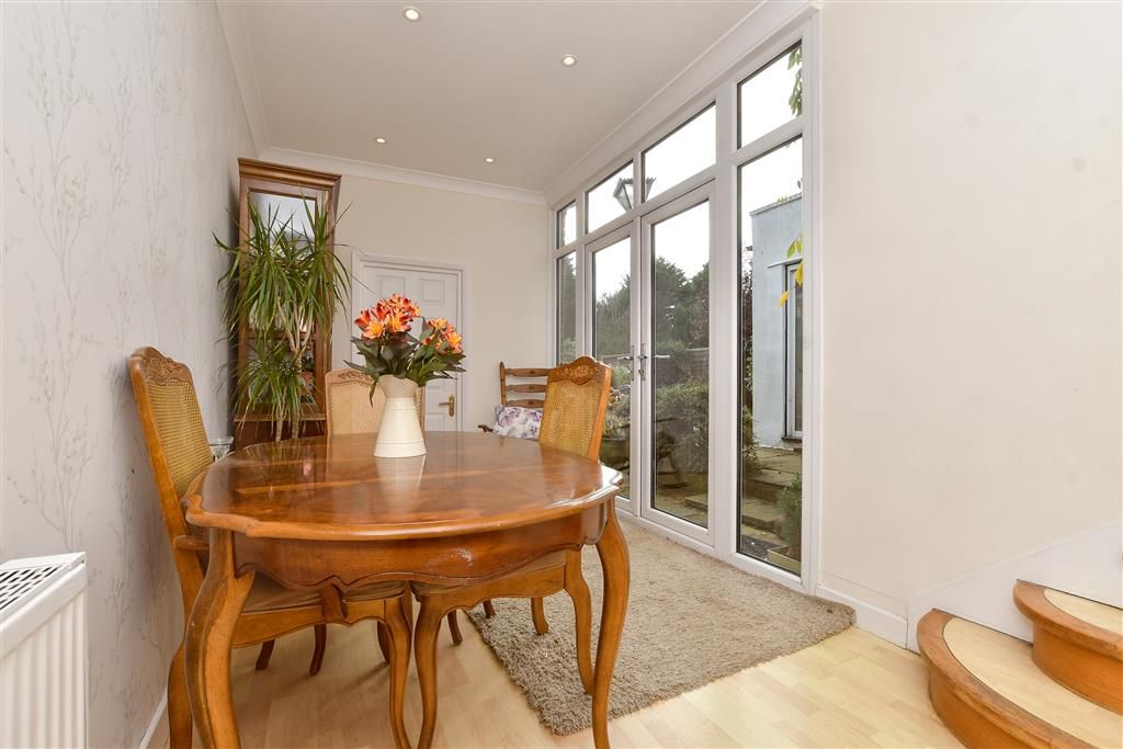 Property photo 1 of 18 Breakfast Area