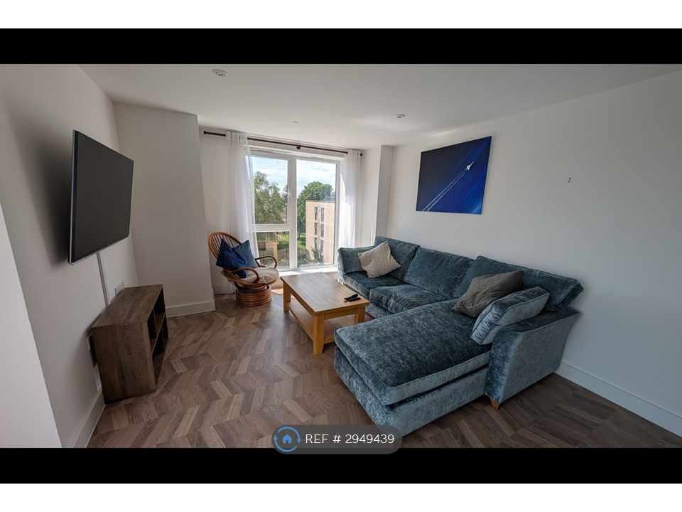 Property photo 3 of 28