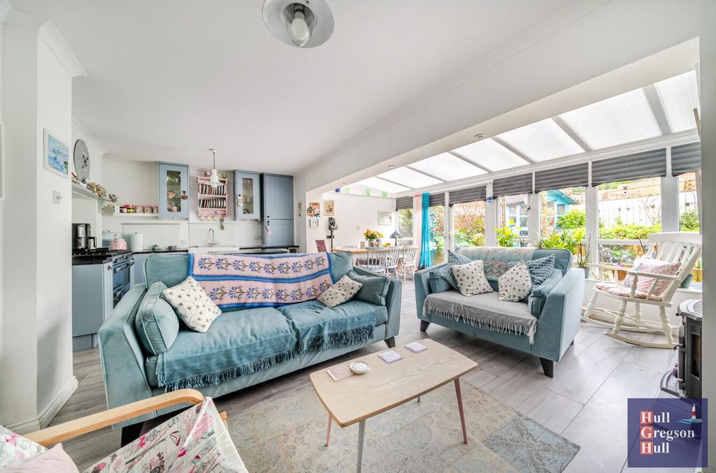 Property photo 3 of 21 470Dde41-Aac0-421A-B5E0-Dee9Bf45B0B2.Jpg