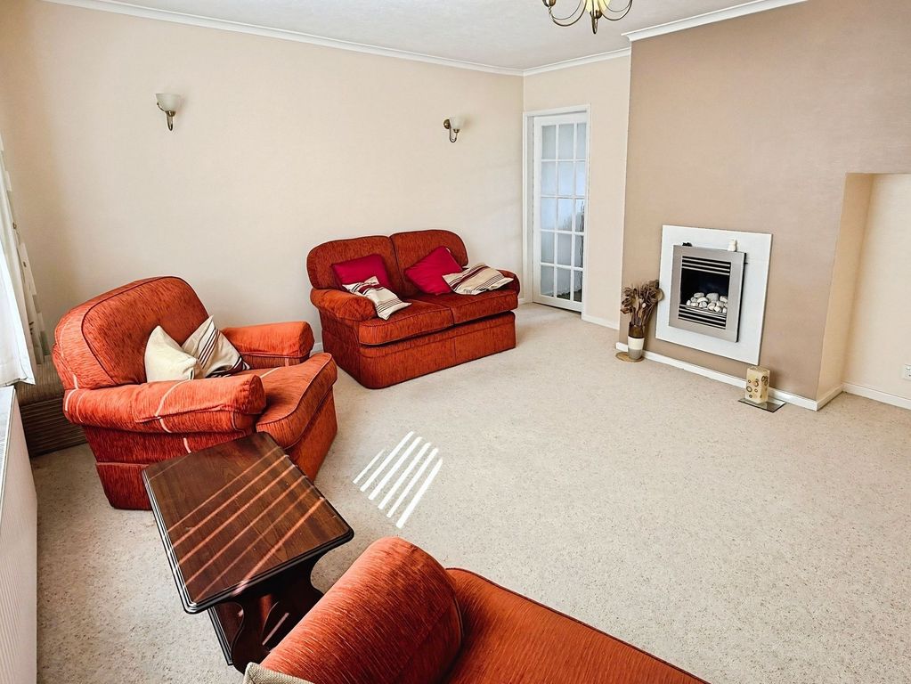 Property photo 2 of 23