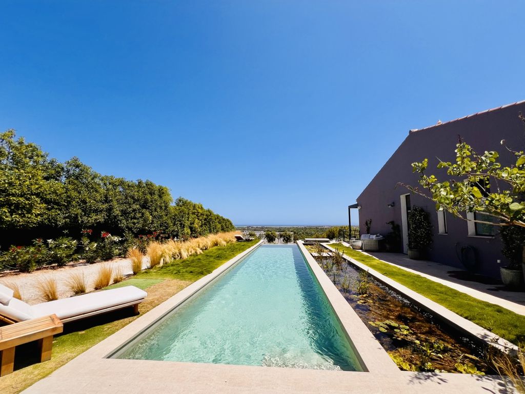 Property photo 2 of 50