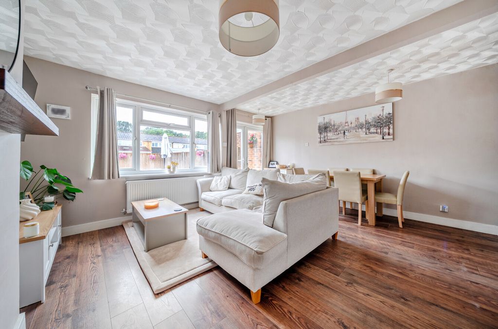 Property photo 3 of 15 1510723-10-6A8578...