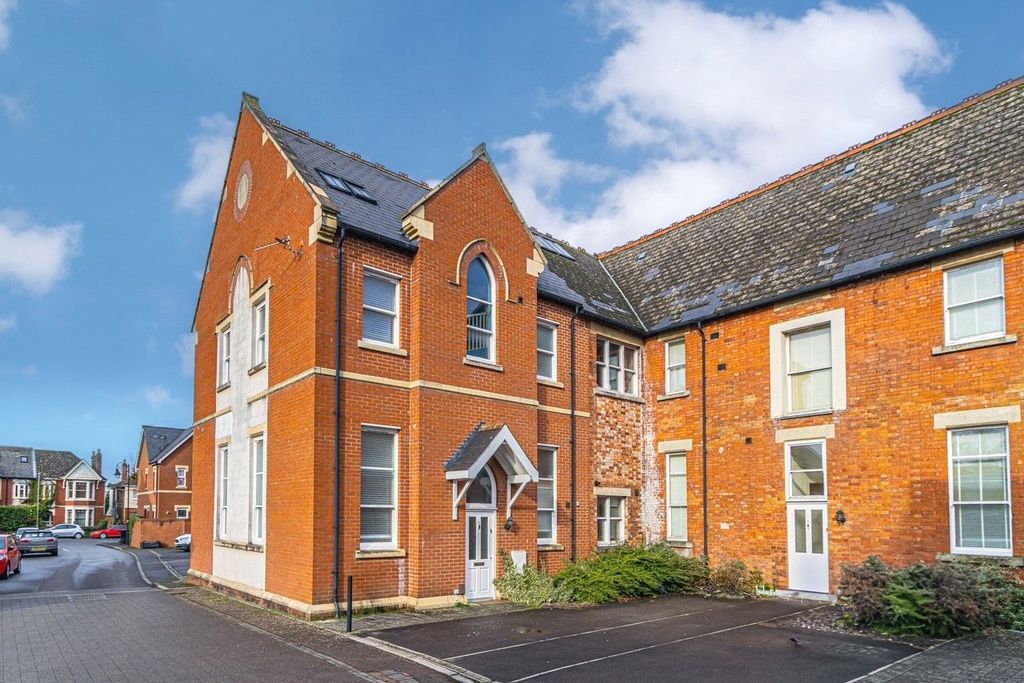 Property photo 1 of 14 Picture No. 04