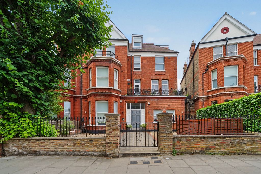 Property photo 1 of 8 5326710