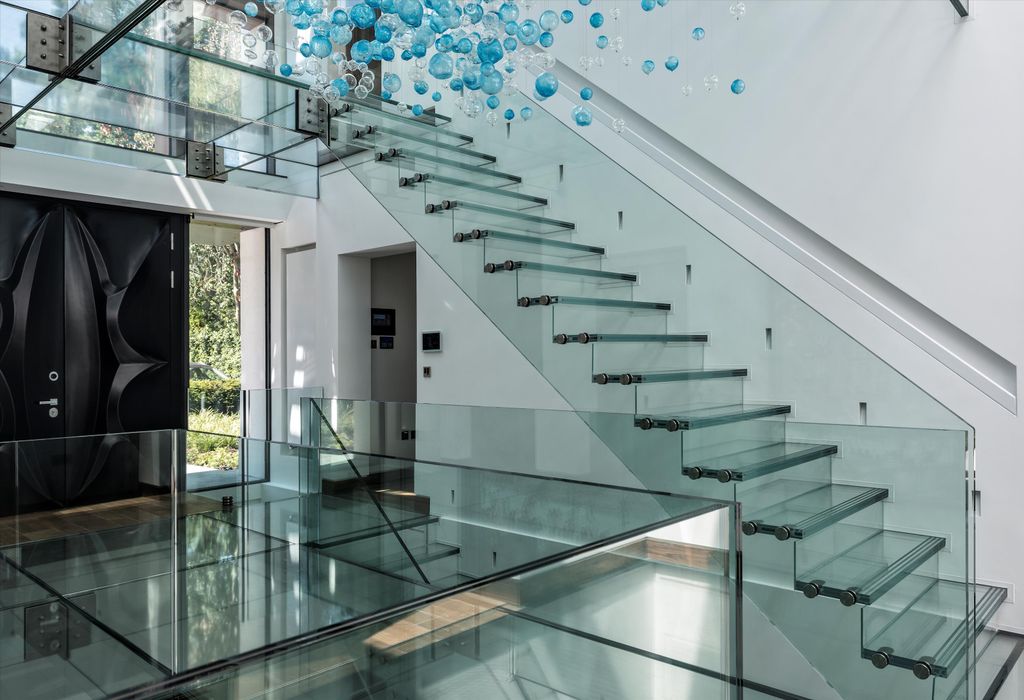 Additional image 9 of 7 bed detached house for saleThe Warren, Radlett, Hertfordshire WD7