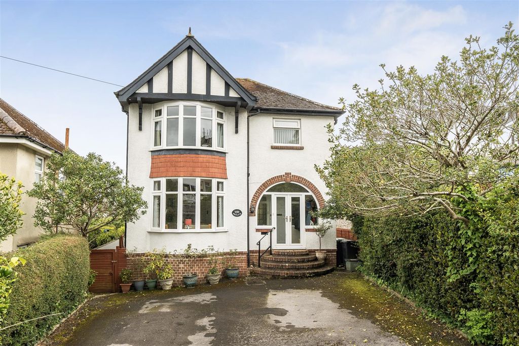 Property photo 1 of 23 1459787-1-6A0Dce6Eb01F2.Jpg