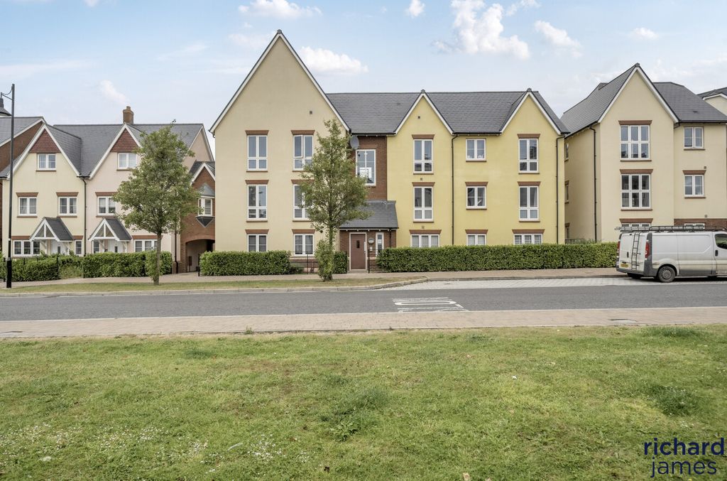 Property photo 1 of 15 Ccdf9Ff4cd6245E28549d2c809d40206