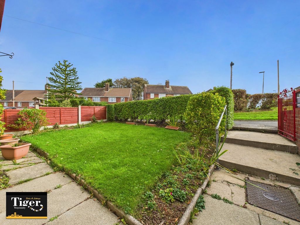 Property photo 2 of 8 Cam03440G0-Pr0434-Still006