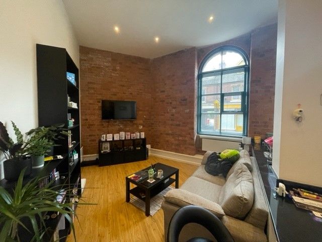 Property photo 2 of 11 Photo 2