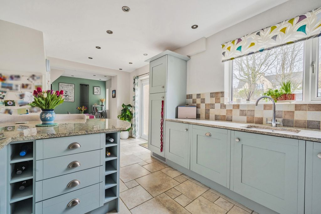 Property photo 3 of 15 1252085 (5)
