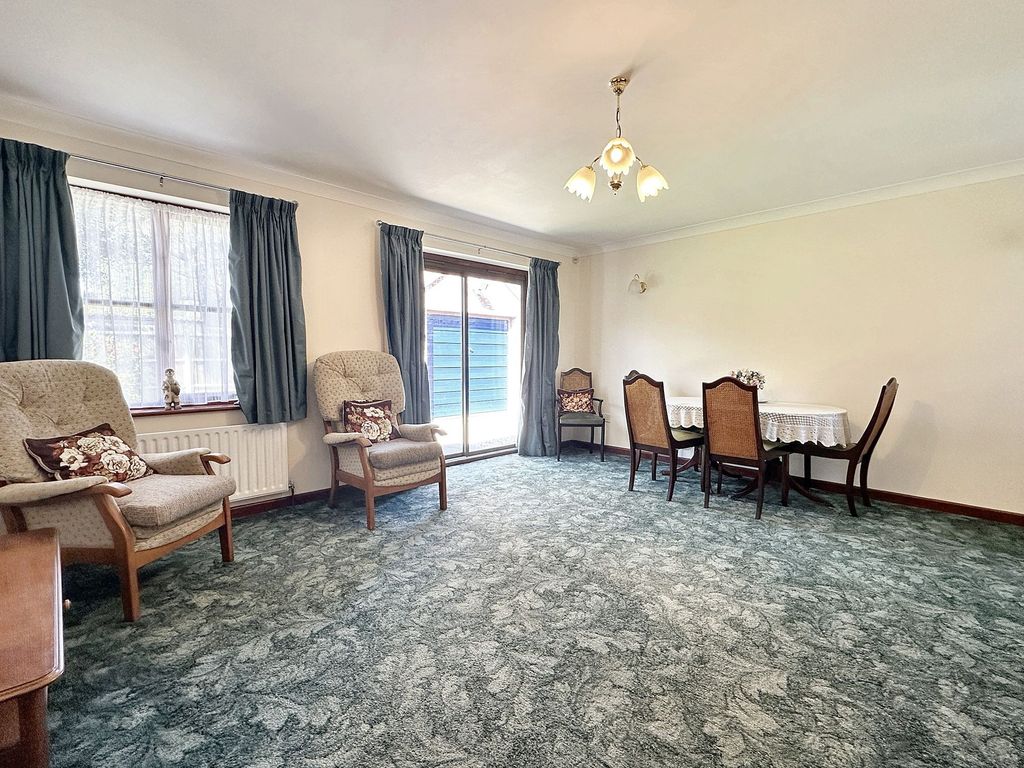 Property photo 2 of 13